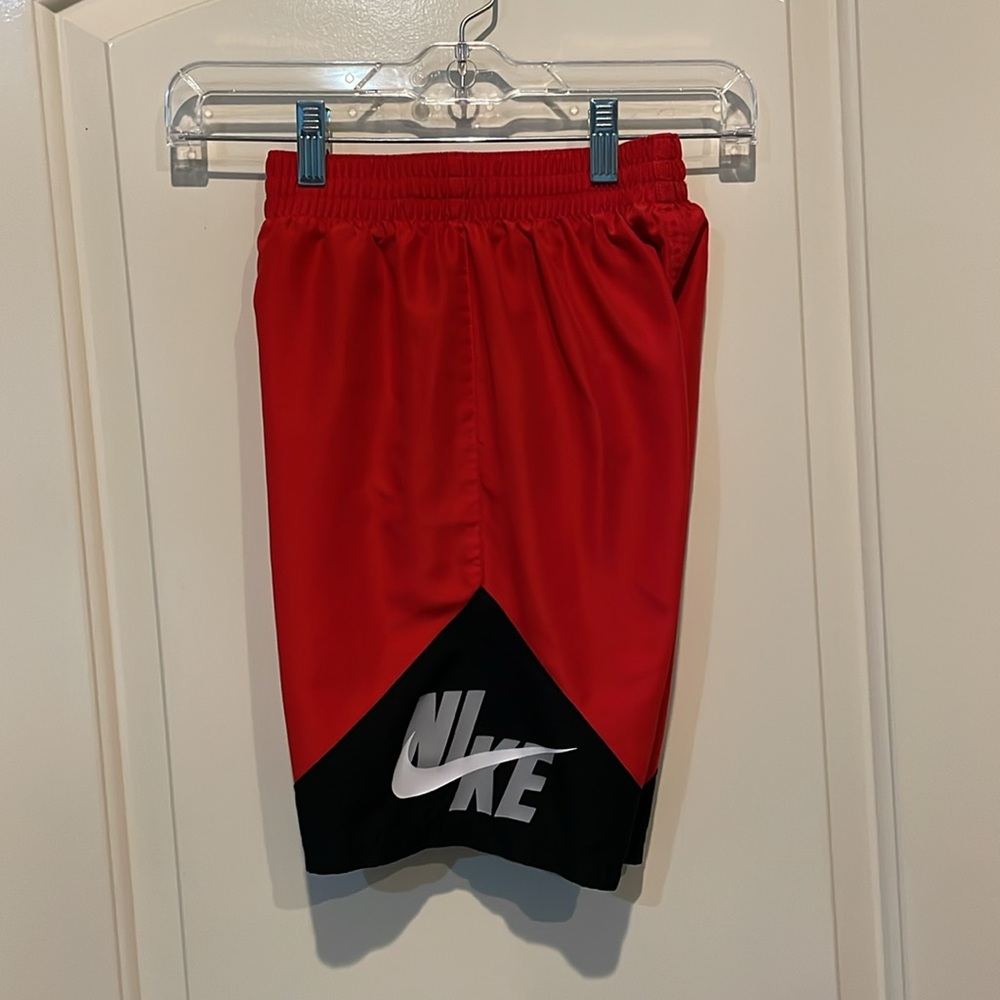 Boys Nike Swim Board Shorts, Youth Medium, Red Black - Picture 3 of 6